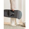 BABYBJÖRN Lehátko Bliss Anthracite Petal Woven, tmavá šedá konštrukcia