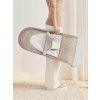 BABYBJÖRN Lehátko Balance Soft Grey Beige/White mesh, svetlá šedá konštrukcia