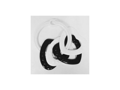 Kroužky se 4 tvary srdíčka PROFOBABY černobílá