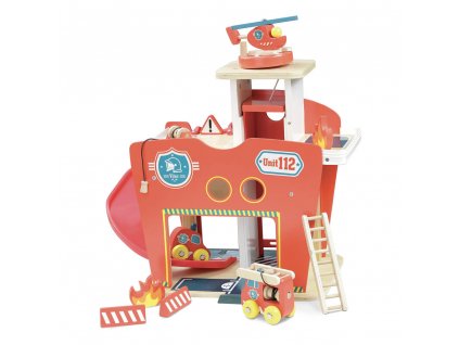 wooden fire station 10 pieces