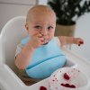 BABYONO Podbradník mäkký plastový s vreckom bez BPA (Variant BABYONO Podbradník mäkký plastový s vreckom bez BPA blue 6m+)