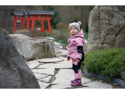 Softshellová rostoucí kombinéza starorůžová