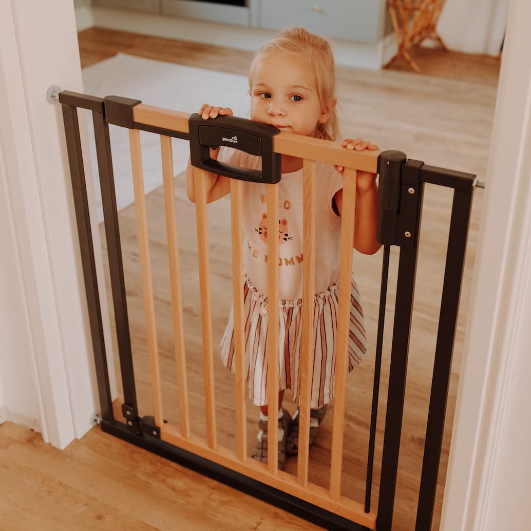 Geuther Zábrana do dveří Easylock 68 - 76cm