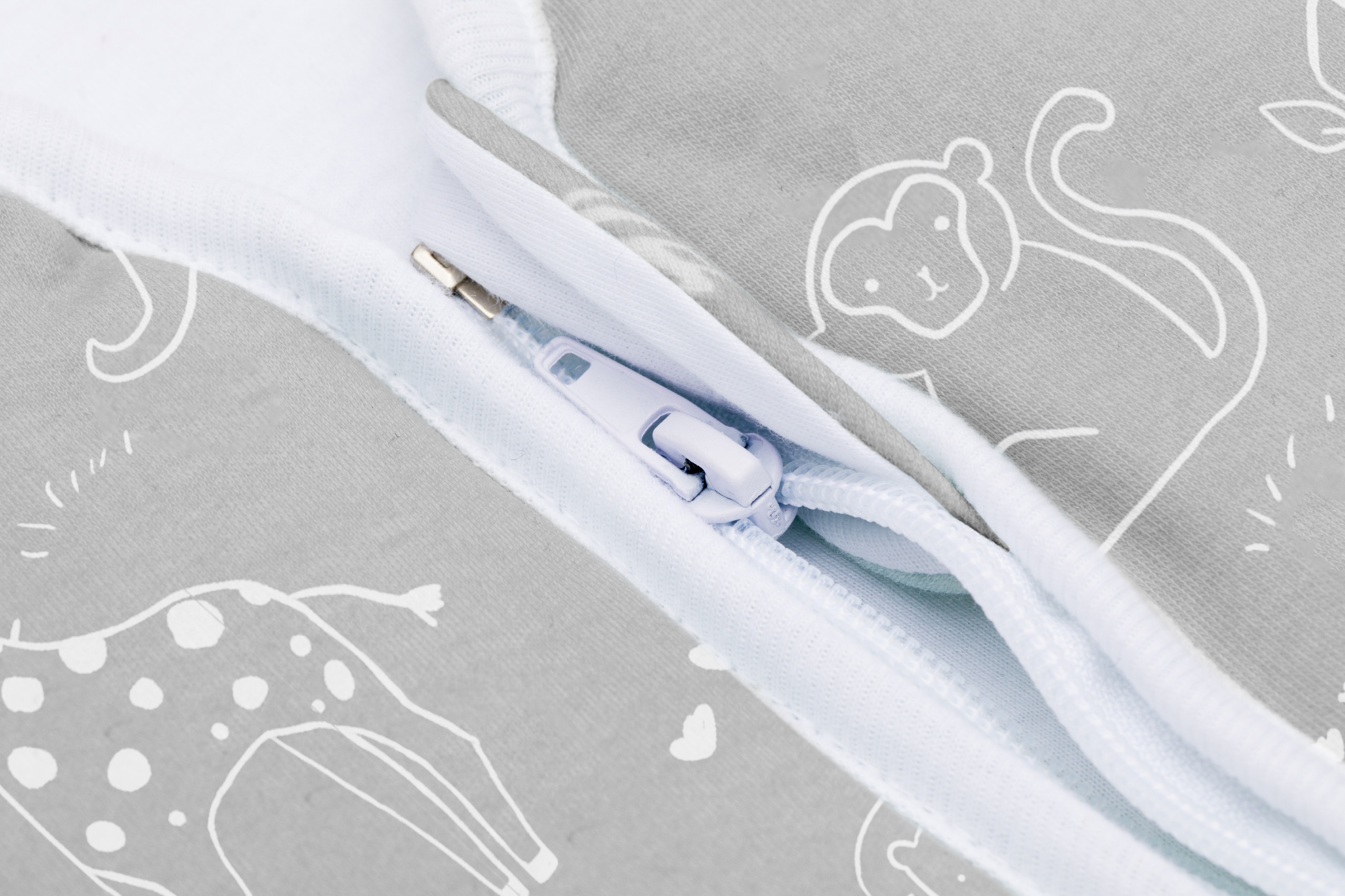 Fillikid Dětský overal na spaní celoroční safari grey vel. 92