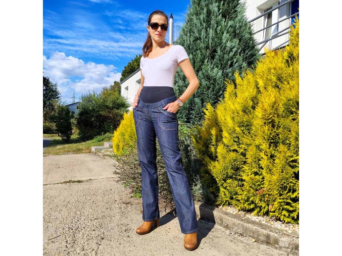 Těhotenské bavlněné džíny modré barvy s kapsami. Česká výroba.