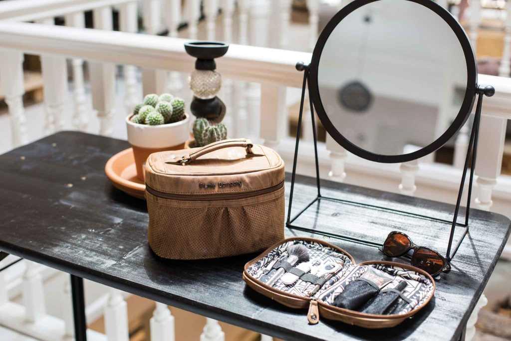 Little Company Beautycase kosmetická taška Emily cognac" "Druh:kosmetické tašky|Použití:na kojence|