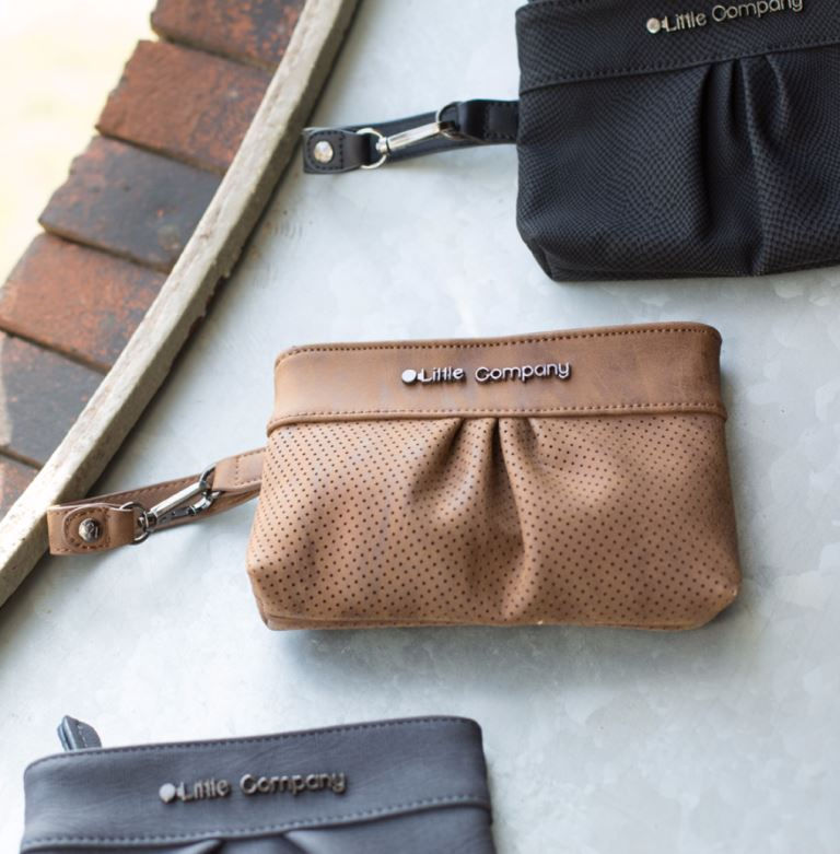 Little Company Pouzdro na kosmetiku Lynn Navy" "Barva:modré|Druh:kosmetické tašky|Použití:pro kojence|