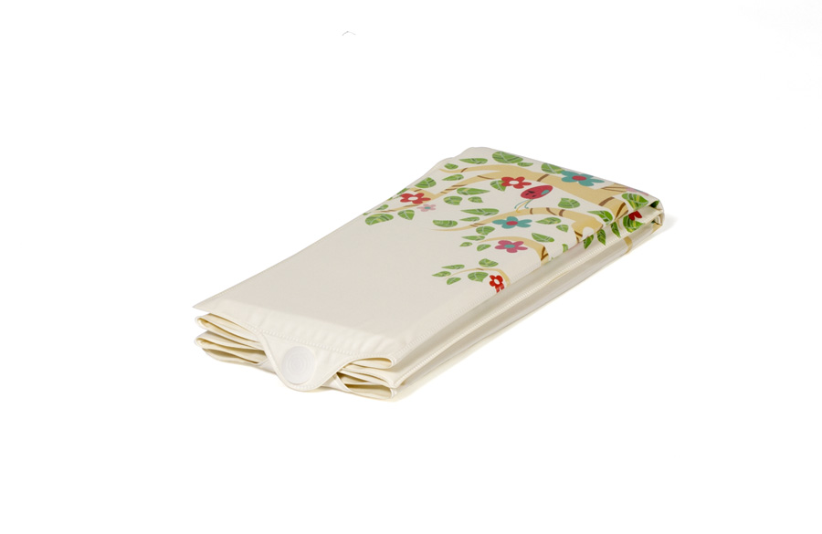 Ladotex Kft. Cestovní přebalovací podložka 43 Strom" "Požadované vlastnosti:Omyvatelná|Typ:podložky|Zařazení:Přebalovací podložka|