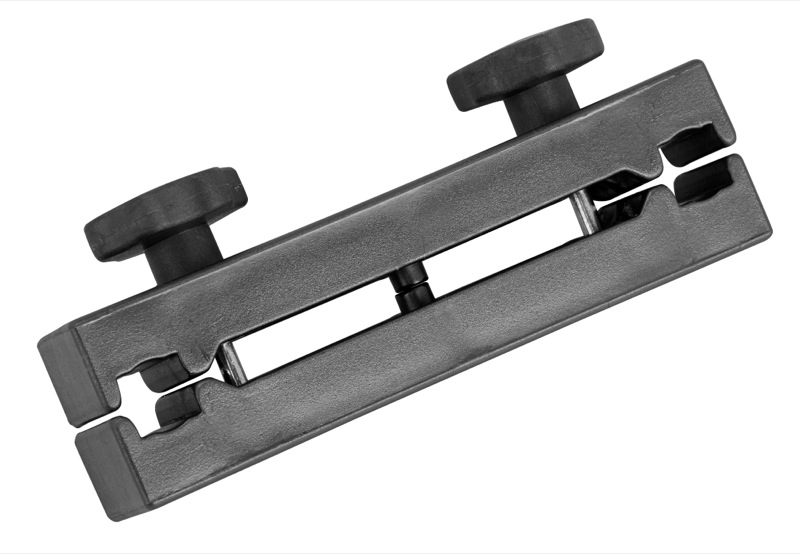 Inglesina Inglesina spojka pro dvojčata /1 ks" "Barva:tmavěšedé|Materiál:kovové/plastové|