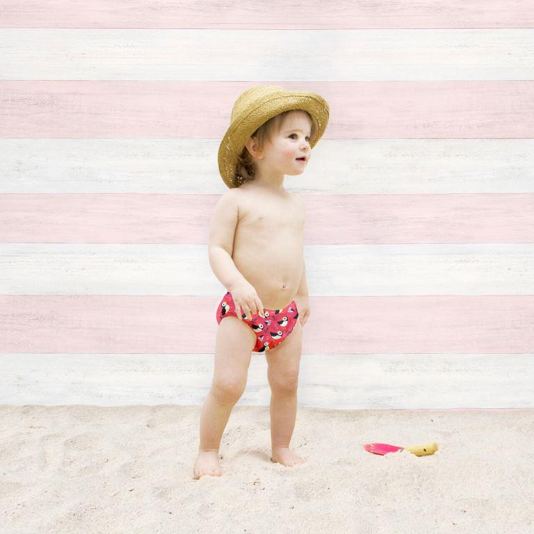 Bambino Mio Kojenecké plavky Puffin parade vel.M" "Barva:červené|velikost kojeneckých plavek:M - od 6ti do 12ti měsíců (7-9 kg)|