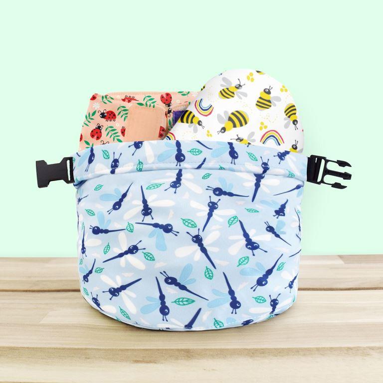 Bambino Mio Taška na plenky Dragonfly Daze" "Barva:modré|Druh:tašky|Objem:1,5|Vzor:Dragonfly daze|