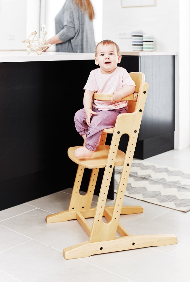 Baby Dan Dřevěná rostoucí jídelní židlička BabyDan DanChair Natur