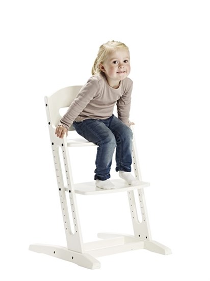 Baby Dan Dřevěná rostoucí jídelní židlička BabyDan DanChair White" "Barva:bílé|Druh produktu:židličky|Materiál:dřevěné|Požadované vlastnosti:Nastavitelná výška|