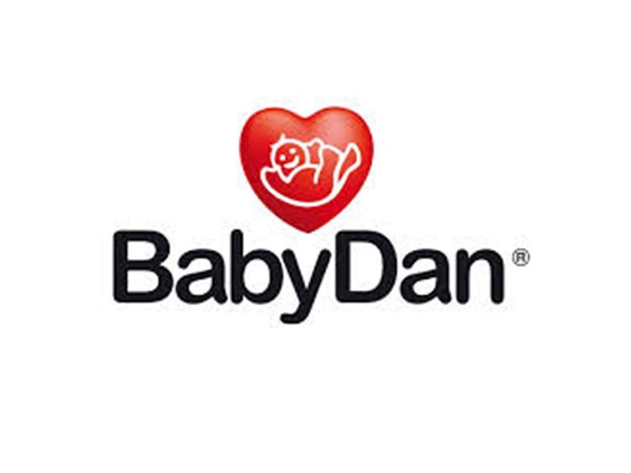 Baby Dan Prostorová zábrana Supreme OLAF X bílá 90-225 cm" "Barva:bílé|Druh zábrany:zábrana prostorová|Materiál:kov|Určení zábrany:bytové|