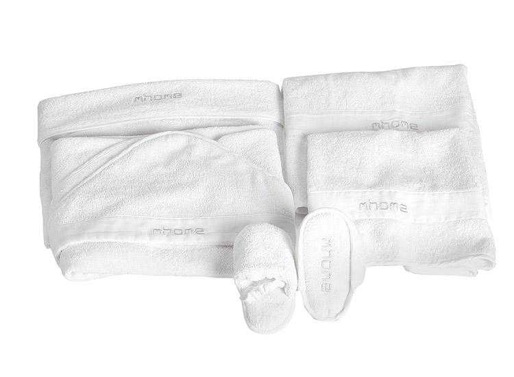 Inglesina inglesina Sada doplňků ke SPA-ručník,osuška,župánek,potah na podložku a bačkůrky" "Barva:bílé|Materiál:100% froté|Vzor:bílé|