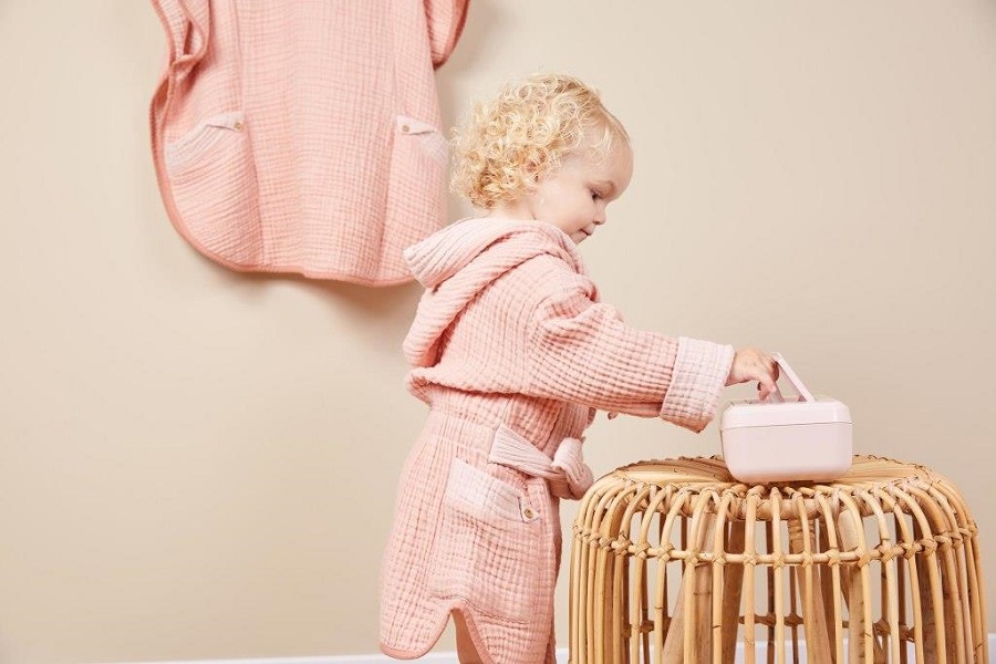 Bebe-Jou Župánek Bébé-Jou Pure Cotton Pink" "Barva:růžové|Druh:Dětský župan|Materiál:100% bavlna|Vzor:Pure Cotton Pink|Značka:Bébé-jou|