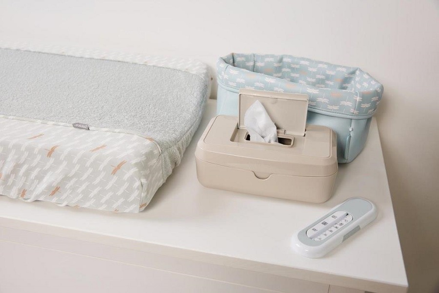 Bebe-Jou Froté návlek na přebalovací podložku Bébé-Jou Riverside, 72x44cm" "Barva:Zelená|Druh:Přebalovací pulty a podložky|Materiál:100% bavlna|Typ:návlek na přebalovací podložku|Vzor:Riverside|Značka:Bébé-jou|