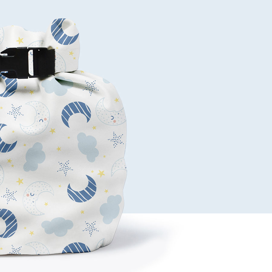 Bambino Mio Taška na plenky Bambino Mio Dreamland" "Barva:modré|Druh:tašky|Kolekce:Dreamland|Vzor:Magical Moon|