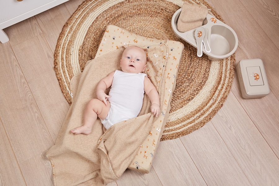 Bebe-Jou Ručník s kapucí froté Bébé-Jou Steppe" "Barva:oranžové|Materiál:100% bavlna|Požadované vlastnosti:Kapuce|Vzor:Steppe|Značka:Bébé-jou|