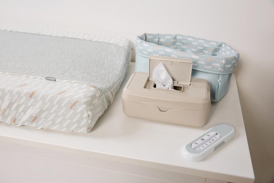 Bebe-Jou Box na ubrousky Bébé-Jou Fabulous Taupe Silk" "Barva:béžové|Druh:pouzdra na ubrousky|Použití:pro kojence|Vzor:Taupe Silk|