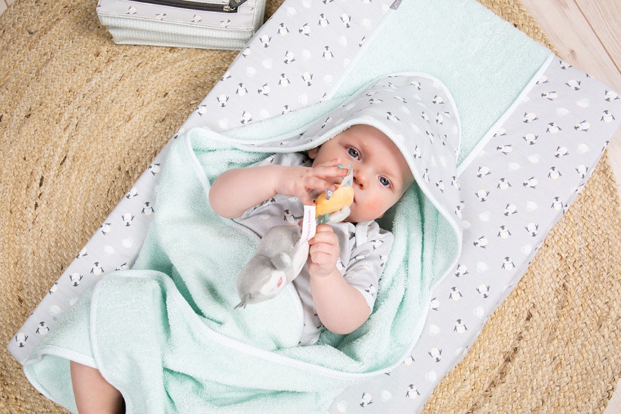 Bebe-Jou Froté návlek na malou podložku Bébé-Jou Lulu, 72x44cm" "Barva:potisk|Druh:Přebalovací pulty a podložky|Materiál:100% bavlna|Vzor:Lou Lou|