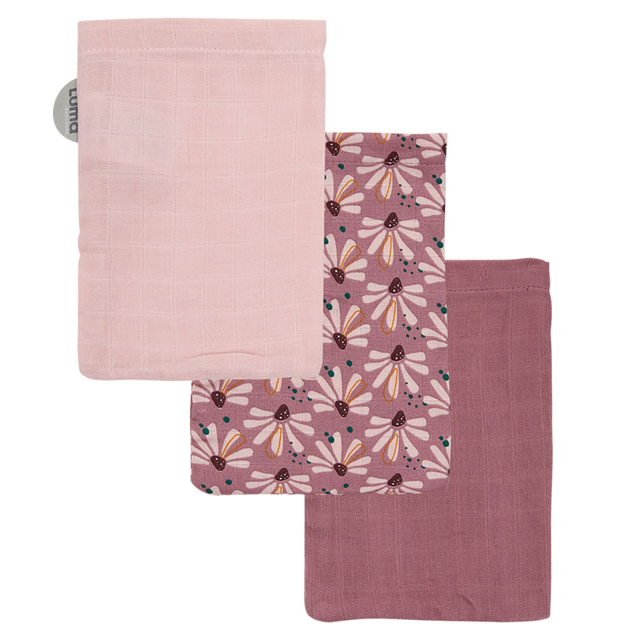 LUMA Mušelínové žínky Luma Bambus Flowerfever 3ks" "Barva:růžové|Druh:Kosmetické pomůcky|Materiál:70% bambus 30% bavlna|Použití:na tělo|Vzor:Flowerfever|