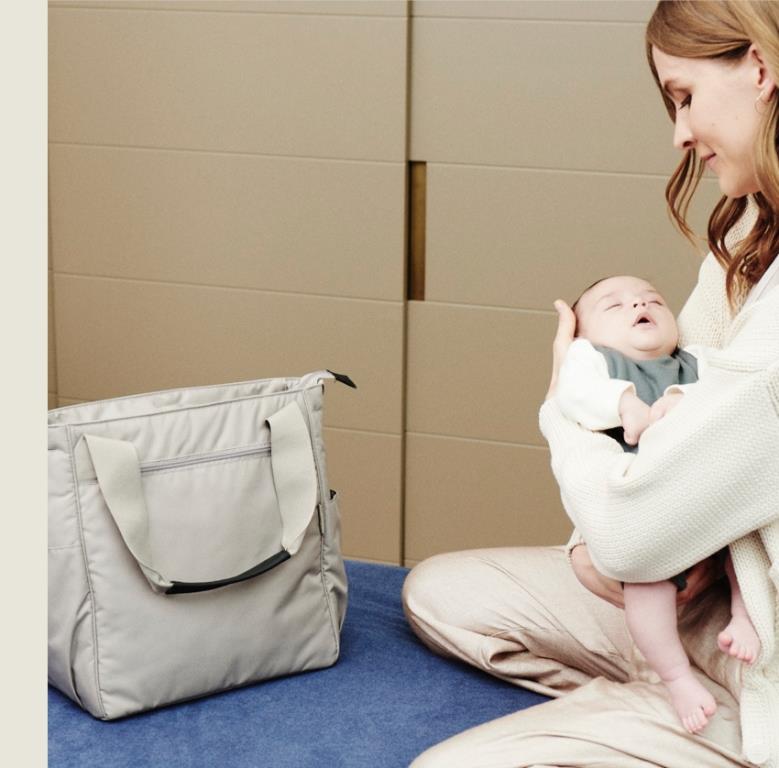 Inglesina Inglesina Přebalovací taška Day Bag Pashmina Beige" "Barva:béžové|Lze připevnit ke kočárku:ano|