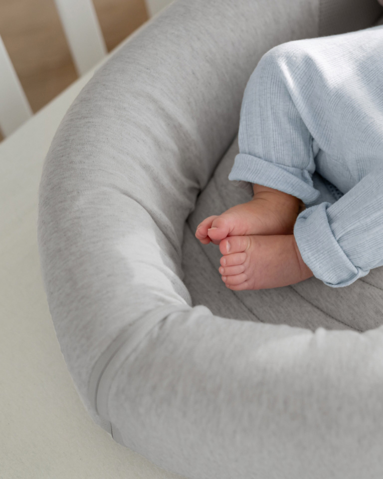 Inglesina Inglesina hnízdo Welcome Pod Peaceful Blue" "Barva:modré|Druh:hnízdečka|Výrobce:Inglesina|