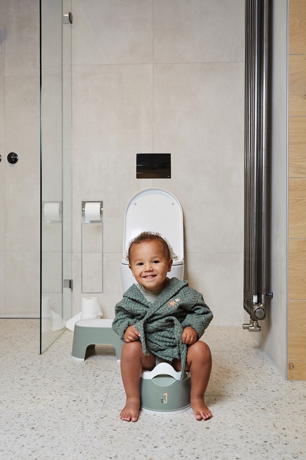 Bebe-Jou Stupátko ovál Bébé-Jou Grow Ocean Vibes" "Barva:zelené|Druh:stupátko|Kategorie:Stoličky|Materiál:plast|Maximální nosnost:60 kg|Výška sedáku:15,5 cm|