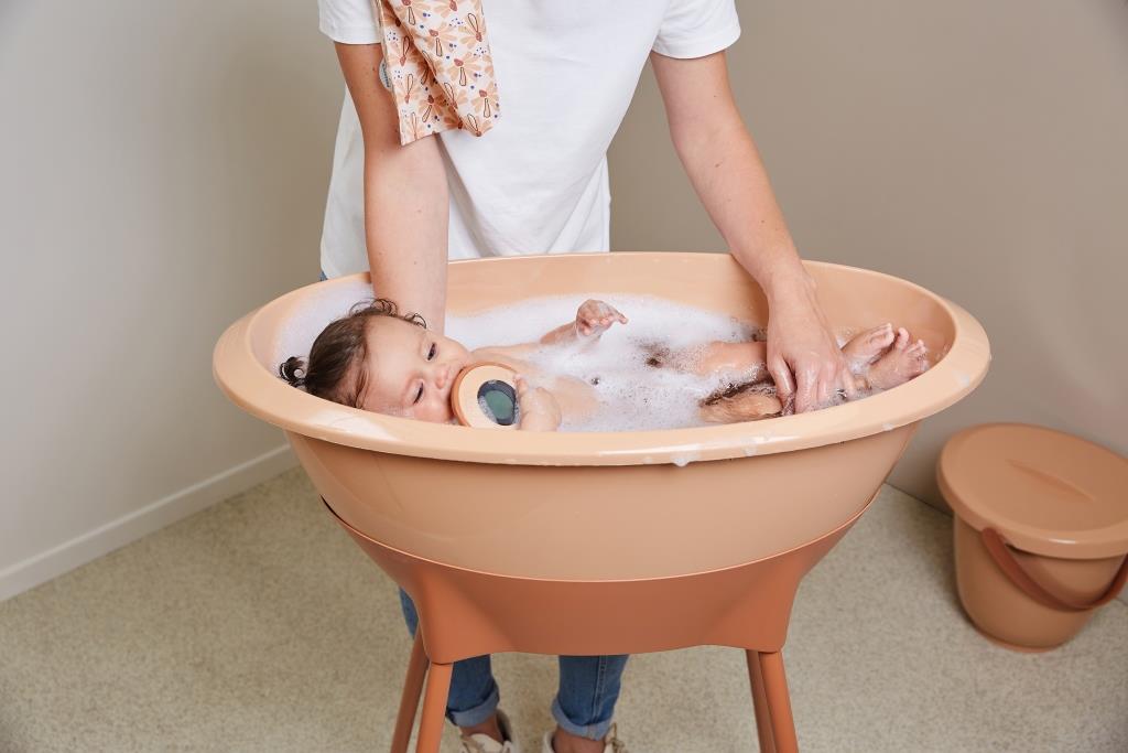 LUMA Digitální koupací teploměr LUMA Spiced Copper" "Barva:růžové|Druh:Vodní teploměry|Vzor:Spiced Copper|