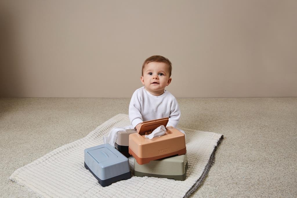 LUMA Box na vlhčené ubrousky LUMA Spiced Copper" "Barva:růžové|Druh:Kosmetické pomůcky|Rozměry:21x12,9x9,3 cm|Typ:pro kojence|Vzor:Spiced Copper|