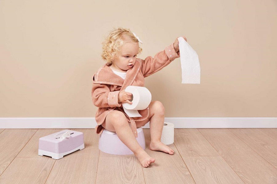 LUMA Nočník LUMA Desert Taupe" "Barva:béžové|Druh:nočník|Kategorie:Kojenecké potřeby|Rozměry:26,5x24x13 cm|Typ:nočníky|Výrobce:Luma|Vzor:Desert Taupe|