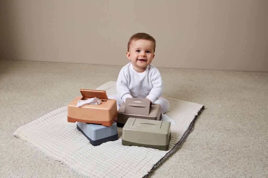 LUMA Box na vlhčené ubrousky LUMA Desert Taupe" "Barva:béžová|Druh:Kosmetické pomůcky|Rozměry:21x12,9x9,3 cm|Typ:pro kojence|Vzor:Desert Taupe|