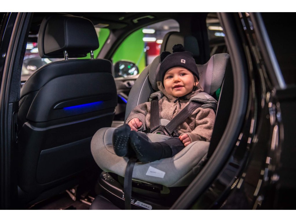 Recaro Recaro Salia 125 i-Size 2026 Carbon Grey" "Barva:šedé|Odpovídá normě:UN R129/03|Orientace:univerzální|Požadované vlastnosti:ochrana proti bočnímu nárazu|Váhová kategorie:0 - 25|