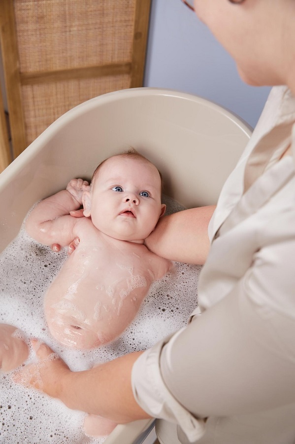 Bebe-Jou Vanička Bébé-Jou Sense Light Oat" "Barva:krémové|Druh:vaničky|Materiál:plastové|Protiskluzová úprava:ano|Výrobce:Bébé-jou|Vzor:Light Oat|