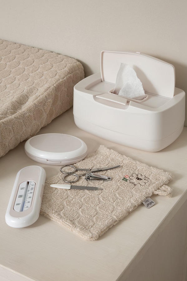 Bebe-Jou Manikúra Bébé-Jou Light Oat" "Barva:krémové|Druh:manikúry|Výrobce:Bébé-jou|Vzor:Light Oat|