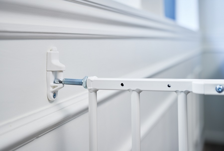 DogSpace DogSpace Charlie extra vysoká prodlužovací brána 62-107cm, šroubovací, kov bílá" "Barva:bílé|Typ:zábrany|Výrobce:BabyDan|Značka:Dogspace|