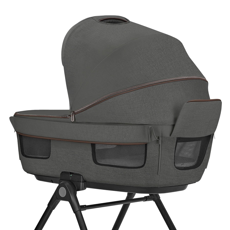 Inglesina Kočárek Inglesina Aptica Darwin Recline 4v1 2025 Velvet Grey" "Barva:šedé|Materiál:melange|Počet kol:čtyřkolové|Požadované vlastnosti:odpružení, Zatáčecí kola, Lze připevnit autosedačku|Typ:kombinované|