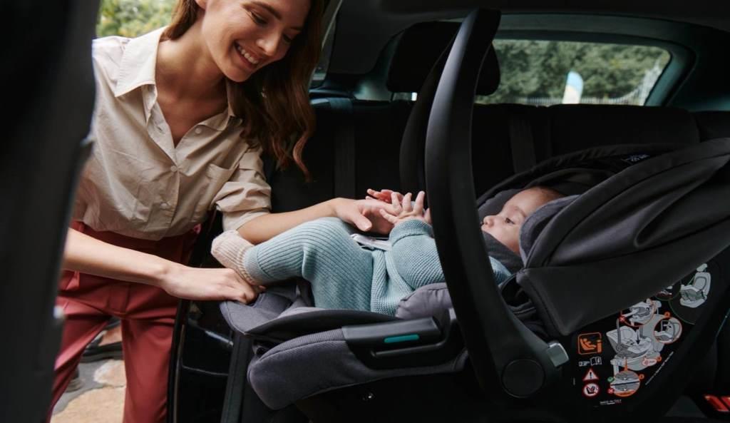 Kočárek Inglesina Aptica XT Darwin Recline 4v1 2025 Taiga Green