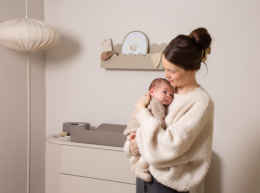 Bebe-Jou Vanička Bébé-Jou Click Farm Friends" "Barva:hnědé|Délka:86|Druh:vaničky|Protiskluzová úprava:ano|Šířka:44|Určen pro:do 4 let|Výška:32|Vzor:Farm Friends|