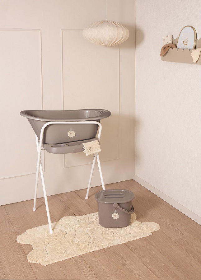 Bebe-Jou Vanička Bébé-Jou Click Farm Friends" "Barva:hnědé|Délka:86|Druh:vaničky|Protiskluzová úprava:ano|Šířka:44|Určen pro:do 4 let|Výška:32|Vzor:Farm Friends|