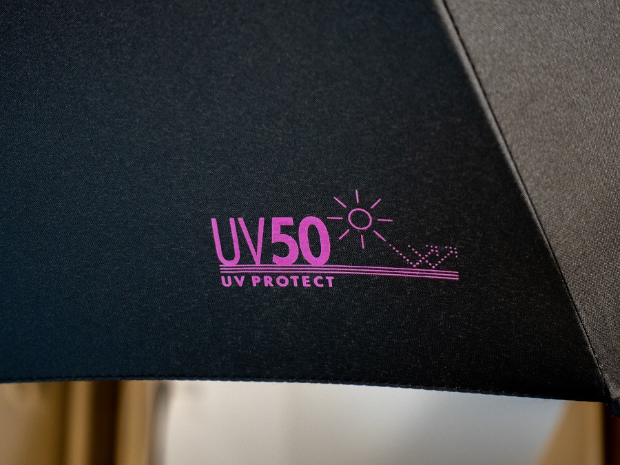 Baby Dan BabyDan univerzální slunečník ke kočárku, UV50" "Barva:černé|Druh:slunečníky|