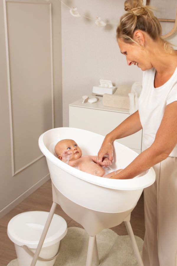 LUMA Dětské koupací lehátko LUMA - White" "Barva:bílé|Délka:49 cm|Druh:lehátka do vany|Kategorie:Vaničky a kyblíky|Výrobce:Luma|Značka:LUMA|