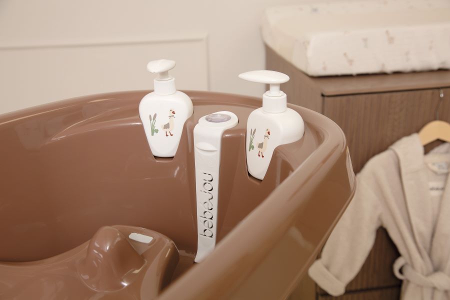 Bebe-Jou Sada 2 dávkovačů pro termovaničku Bébé-Jou Dear Goose" "Barva:hnědé|Materiál:plastové|Objem:200 ml|Volně stojící:ano|Výrobce:Bébé-jou|Vzor:Dear Goose|