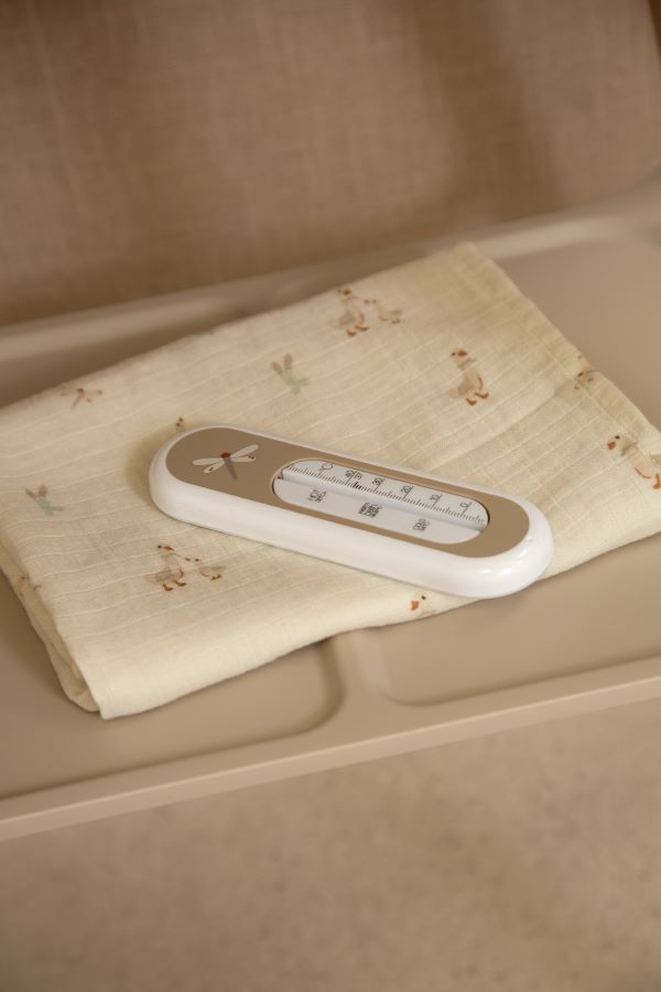 Bebe-Jou Koupací teploměr Bébé-Jou Soft Spring" "Barva:hnědé|Druh:Koupací teploměr|Materiál:plastové|Stupnice:0-40|Teplotní rozsah:40|Vzor:Soft Spring|Značka:Bébé-jou|