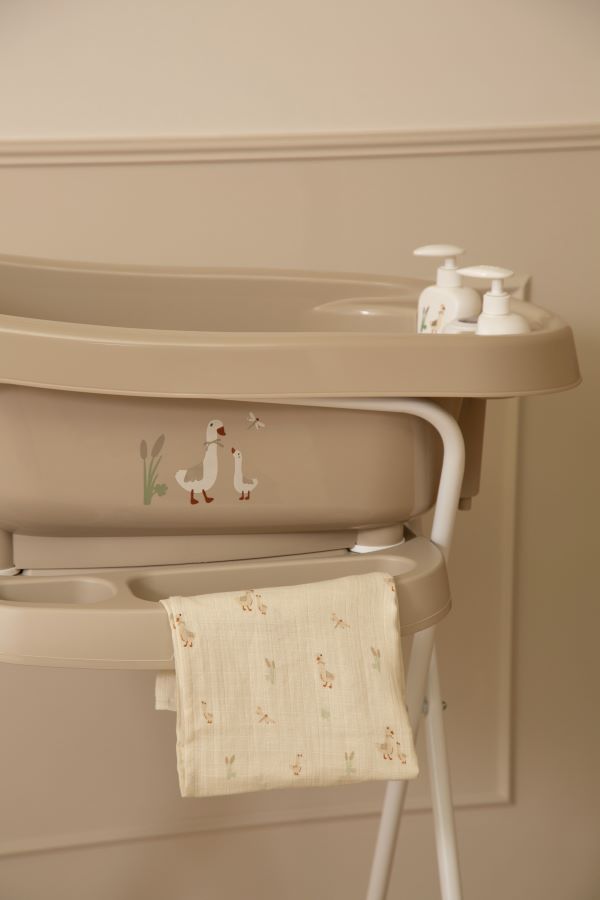 Bebe-Jou Sada 2 dávkovačů pro termovaničku Bébé-Jou Soft Spring" "Barva:zelené|Materiál:plastové|Objem:200 ml|Volně stojící:ano|Výrobce:Bébé-jou|Vzor:Soft Spring|