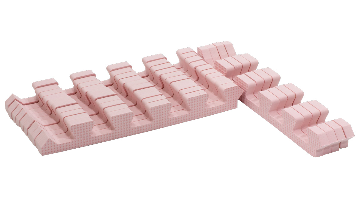 Rialto Baby Sada růžových okrajů pro pěnové puzzle 120x90cm" "Barva:růžové|Počet kusů:14|Značka:Rialto Baby|