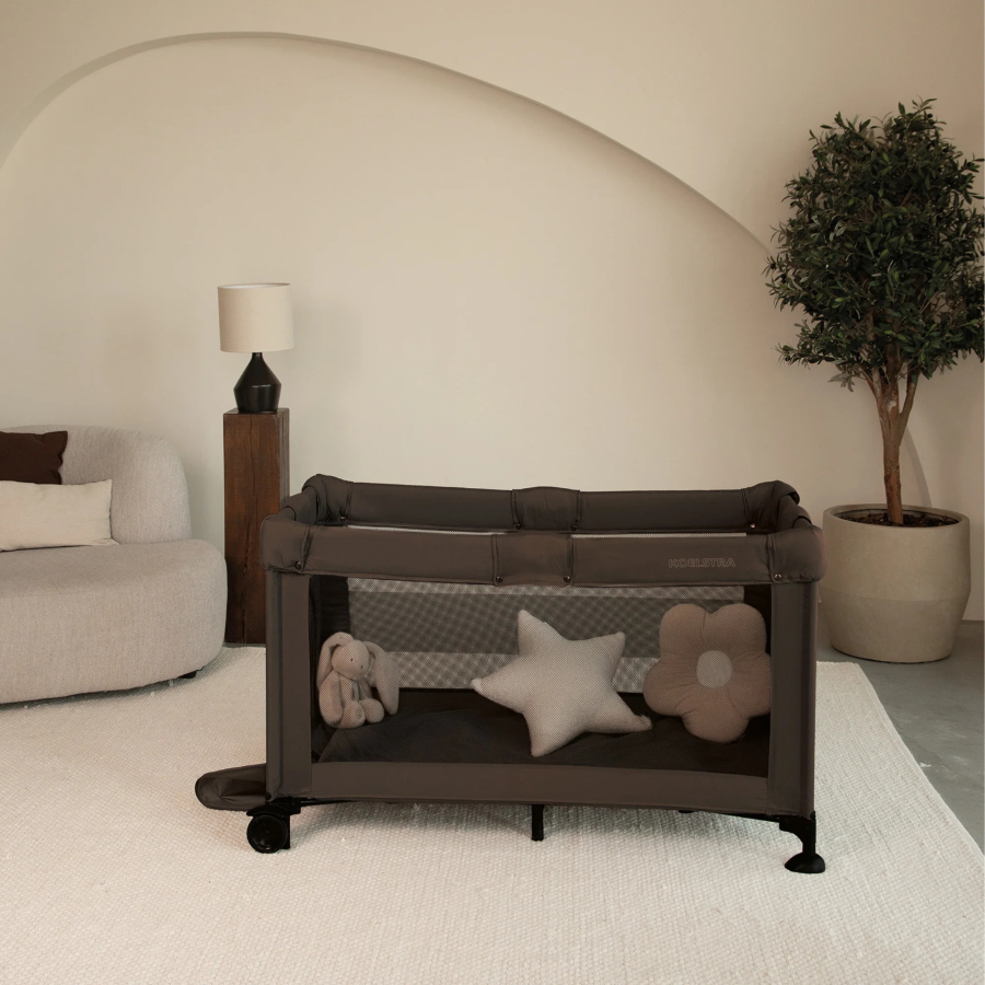 Koelstra cestovní postýlka Walnut