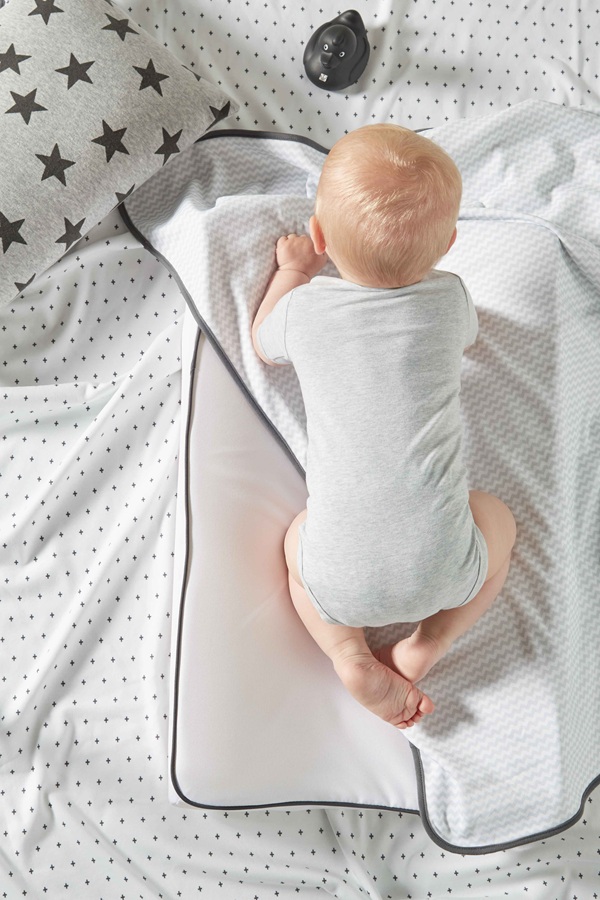 LUMA Velká přebalovací podložka s PU potahem Luma XXL snow White" "Barva:bílé|Typ:podložky|Vzor:Snow white|