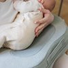 Inglesina kojící polštář Elysia Harmony Grey